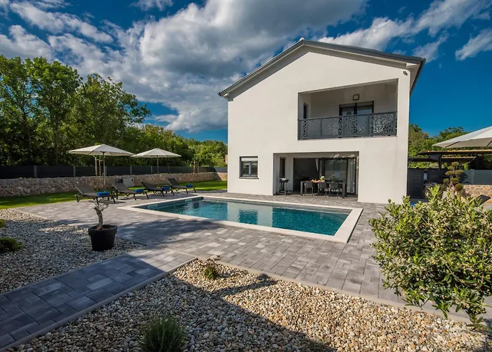 Laluna With Heated Pool 别墅 Kornić