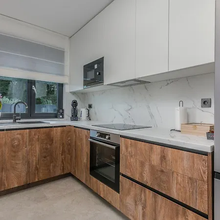 וילה Laluna With Heated Pool *